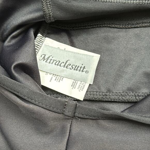 NWOT Miraclesuit High Neck Criss Cross Mesh Black One Piece Swimsuit Size 12 - Picture 6 of 9